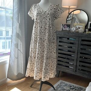 Gorgeous linen maxi dress